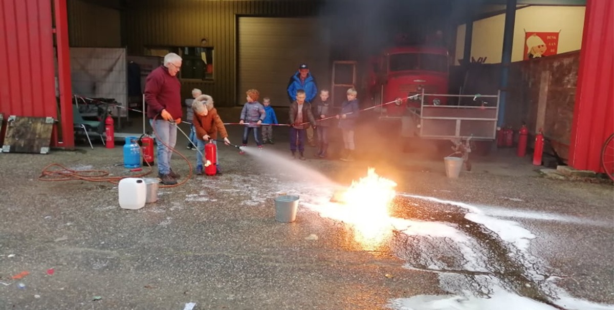 Kinderfeestje bij de Brandweer