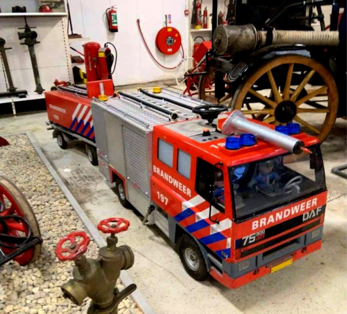 Kinderfeestje bij de Brandweer