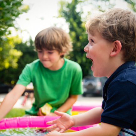 Waarom is buitenspelen eigenlijk zo belangrijk voor kinderen?